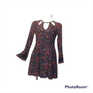 4/$25 American Eagle Blue and Red Paisley Print Fit and Flare Dress